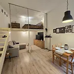 Lonyay Riverside Ac Comfort By The Danube Apartment *