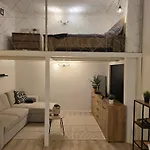 Lonyay Riverside Ac Comfort By The Danube Budapest