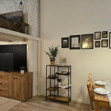 Lonyay Riverside Ac Comfort By The Danube Apartment Budapest